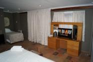 westmoreland-lodge-tpl-sup-206-20-bedroom